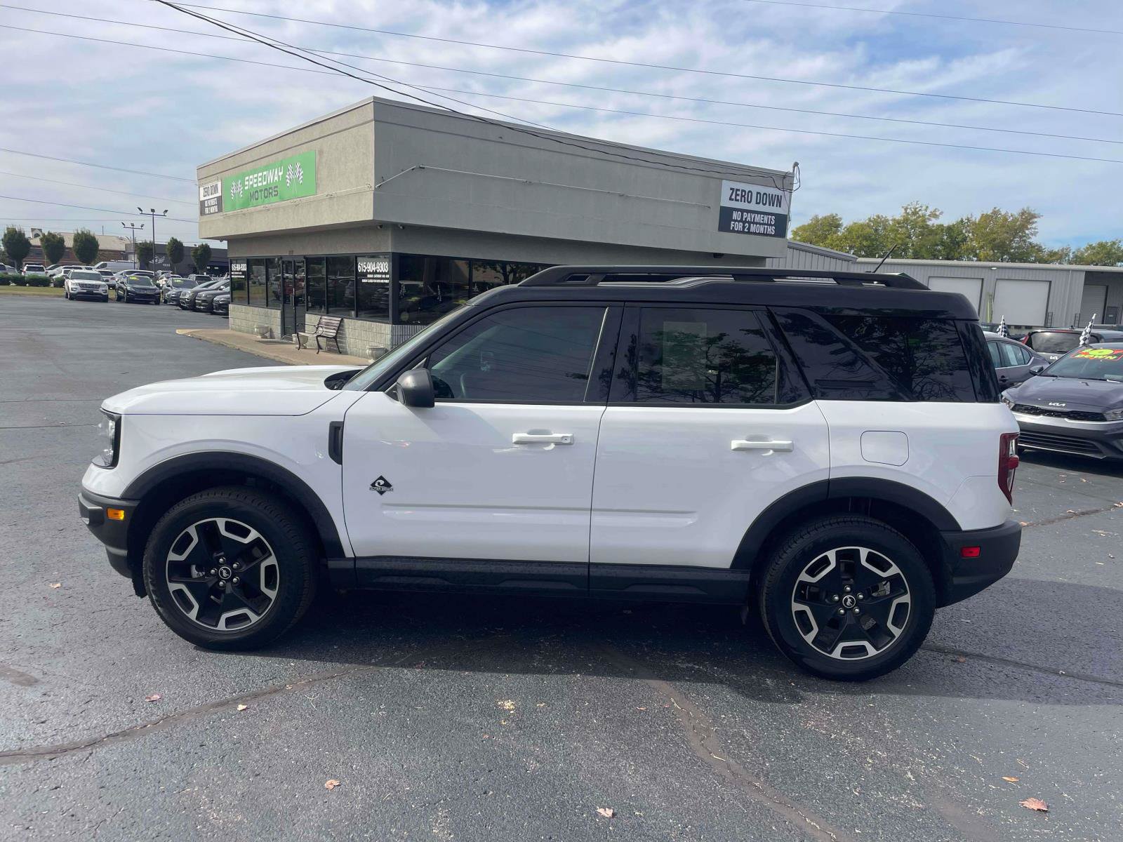 Used 2023 Ford Bronco Sport Outer Banks w/ Tech Package AWD/4WD image 4