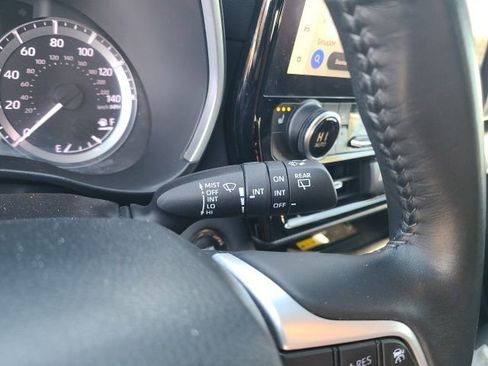 Used 2023 Toyota Highlander XSE image 24