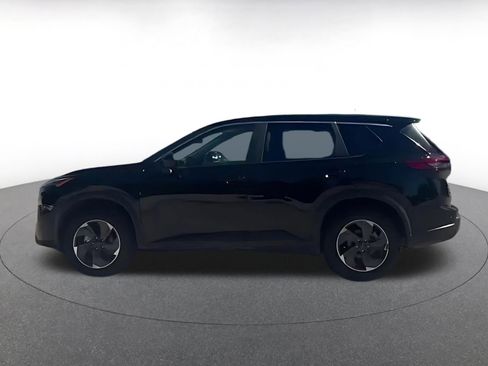 Used 2025 Nissan Rogue SV FWD image 11