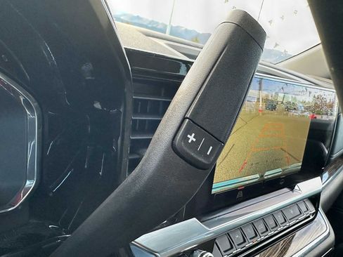 Used 2024 GMC Sierra 1500 Elevation image 35