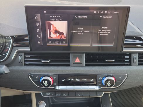 Used 2024 Audi A4 2.0T Premium w/ Convenience Package image 18