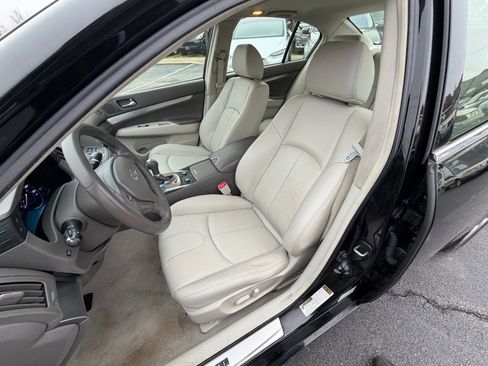 Used 2015 INFINITI Q40 w/ Navigation Package image 11