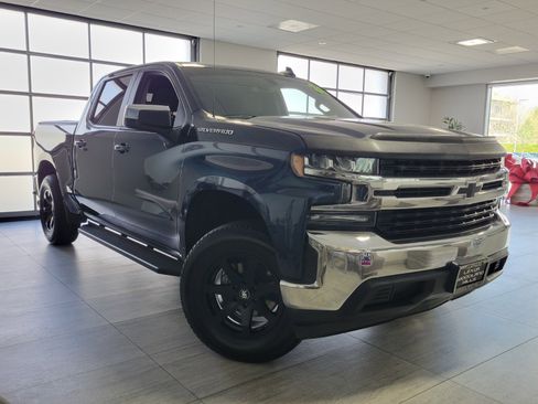 Used 2020 Chevrolet Silverado 1500 LT w/ All-Star Edition image 7