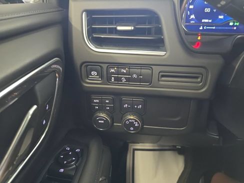 Used 2024 Chevrolet Tahoe Z71 AWD/4WD image 20