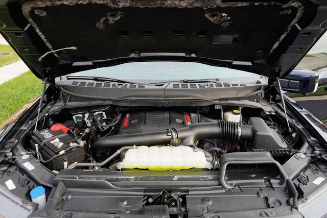 Used 2022 Ford F150 Raptor w/ Convenience Package AWD/4WD image 16