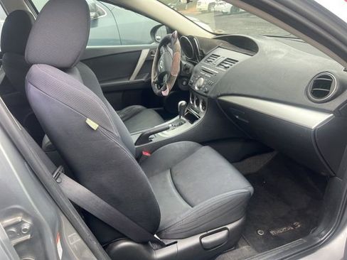 Used 2010 MAZDA MAZDA3 s Sport image 9