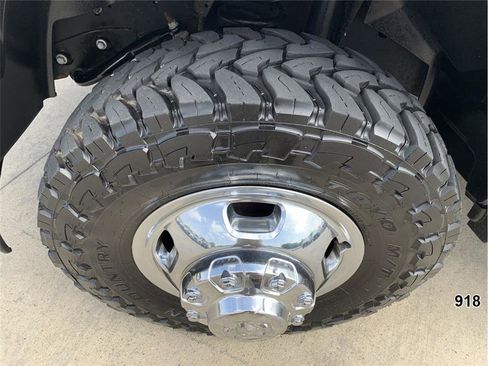 Used 2020 RAM 3500 Tradesman w/ Chrome Appearance Group AWD/4WD image 18