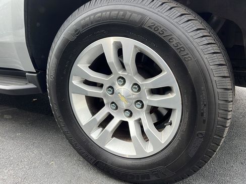 Used 2018 Chevrolet Tahoe LT RWD image 9