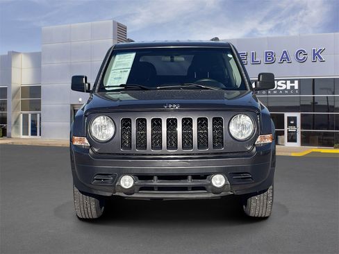 Used 2015 Jeep Patriot Sport image 9