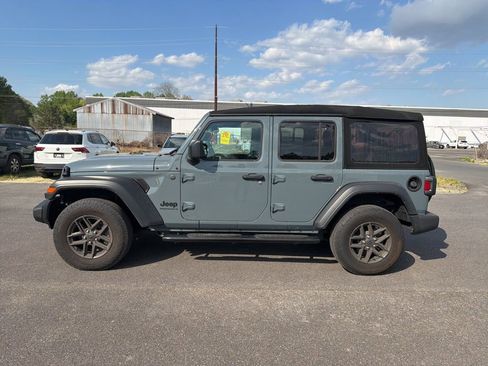 Used 2024 Jeep Wrangler Sport S AWD/4WD image 2