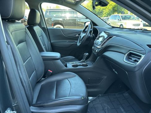 Used 2018 Chevrolet Equinox Premier FWD image 5