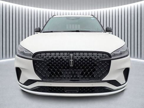New 2026 Lincoln Aviator Reserve image 7