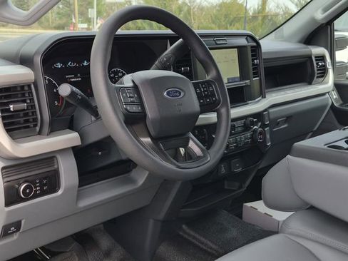 New 2026 Ford F550 4x4 Crew Cab Super Duty w/ XL Chrome Package image 7