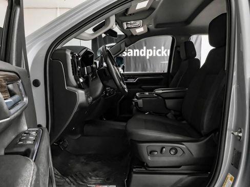 Used 2024 Chevrolet Silverado 2500 LT image 33