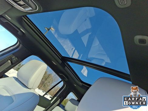 New 2026 Jeep Cherokee Limited image 8