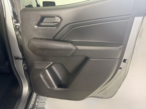 Used 2025 Chevrolet Colorado Trail Boss AWD/4WD image 28