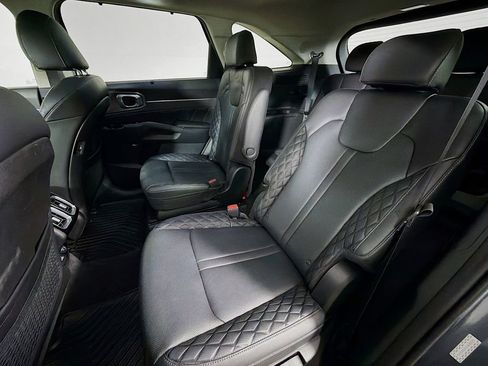 Used 2023 Kia Sorento SX AWD/4WD image 20