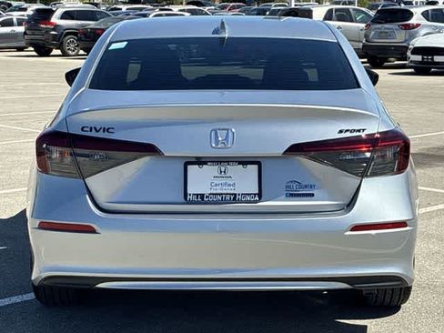 Used 2026 Honda Civic Sport image 5