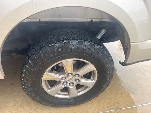 Used 2018 Ford F150 XLT w/ Equipment Group 302A Luxury AWD/4WD image 6