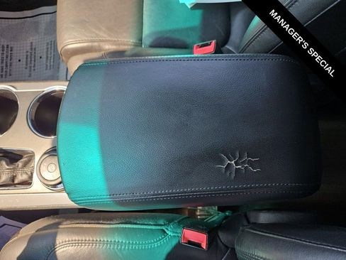 Used 2014 Ford Explorer XLT w/ Equipment Group 202A image 26