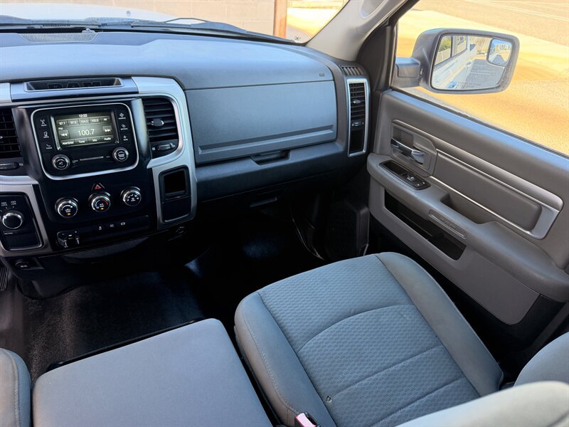 Used 2015 RAM 2500 SLT AWD/4WD image 20