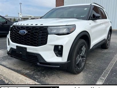 Used 2025 Ford Explorer ST-Line w/ Premium Package