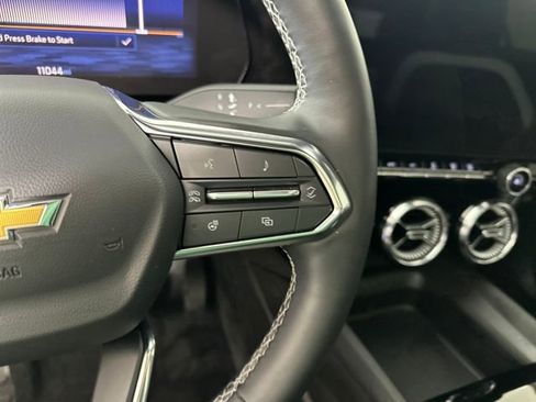 Used 2024 Chevrolet Blazer EV LT image 16