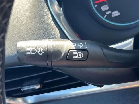 Certified 2023 Chevrolet Traverse LT image 22