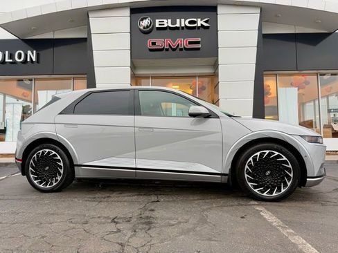 Used 2024 Hyundai Ioniq 5 Limited image 1