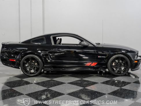 Used 2008 Ford Mustang GT RWD image 13