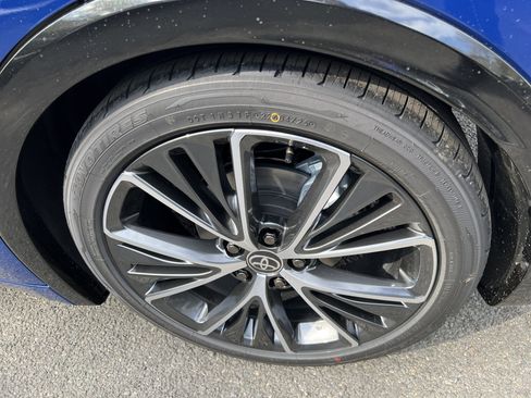 New 2026 Toyota Prius XLE image 7