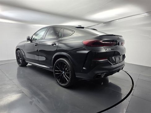 Used 2024 BMW X6 xDrive40i w/ Premium Package image 6