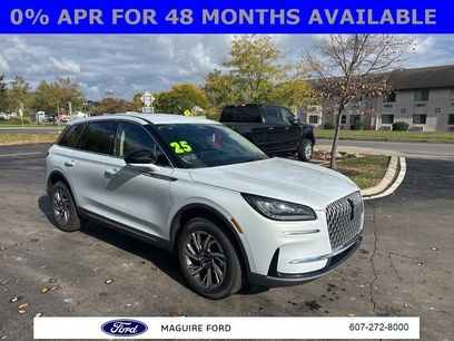 New 2025 Lincoln Corsair AWD w/ Rear Removable Package Tray