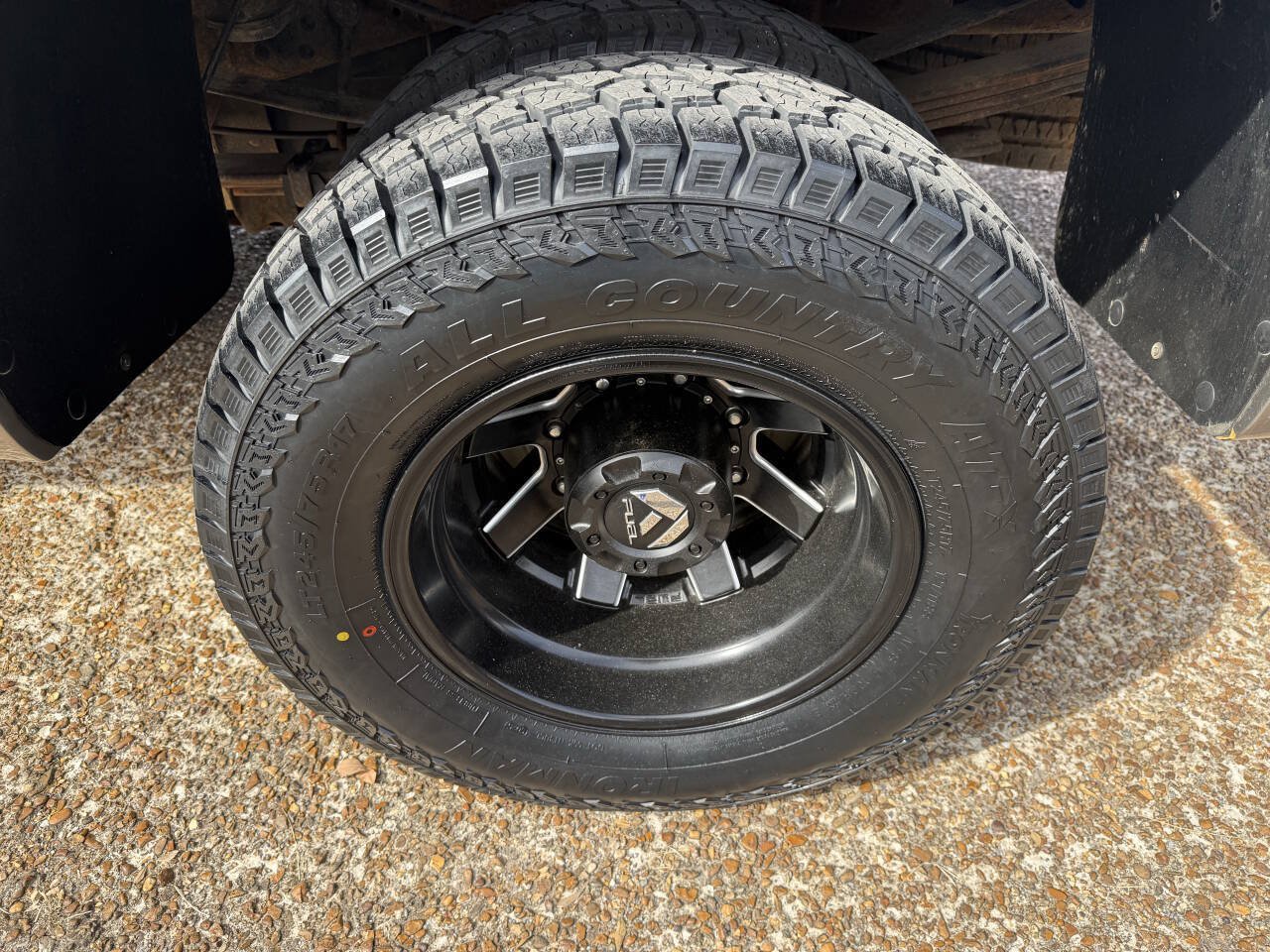 Used 2005 Ford F350 Lariat AWD/4WD image 14