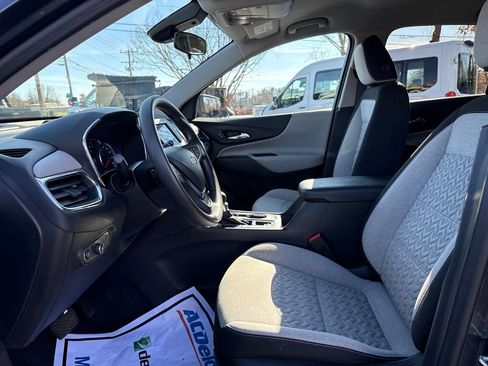 Used 2023 Chevrolet Equinox LT image 9