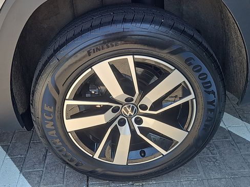 Certified 2023 Volkswagen Atlas SE AWD/4WD image 26