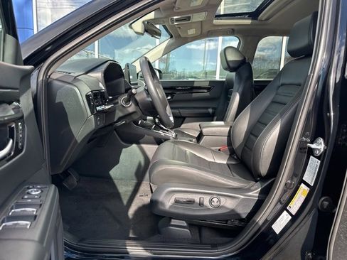 Used 2025 Honda CR-V EX-L image 11
