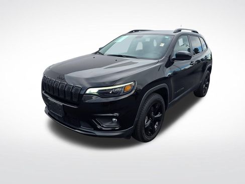 Used 2020 Jeep Cherokee Latitude Plus AWD/4WD image 2
