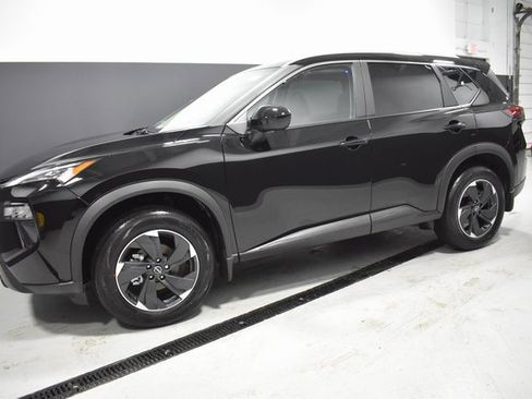 New 2026 Nissan Rogue SV w/ SV Premium Package image 2