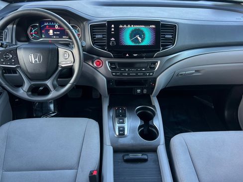 Used 2021 Honda Pilot EX image 27
