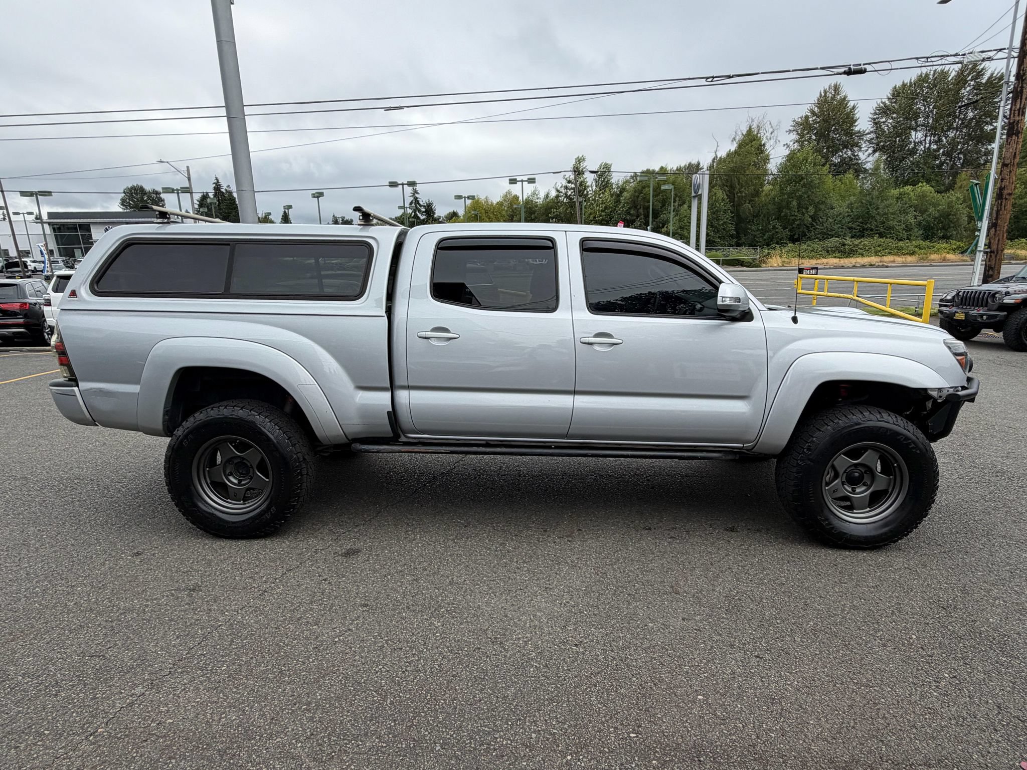 Used 2012 Toyota Tacoma 4x4 Double Cab w/ TRD Sport Pkg image 6