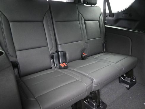 New 2026 Chevrolet Suburban LT w/ Comfort Package image 11