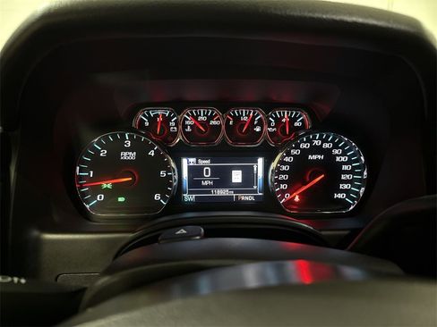 Used 2019 Chevrolet Tahoe LT image 11