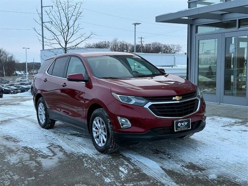 Used 2019 Chevrolet Equinox LT image 1