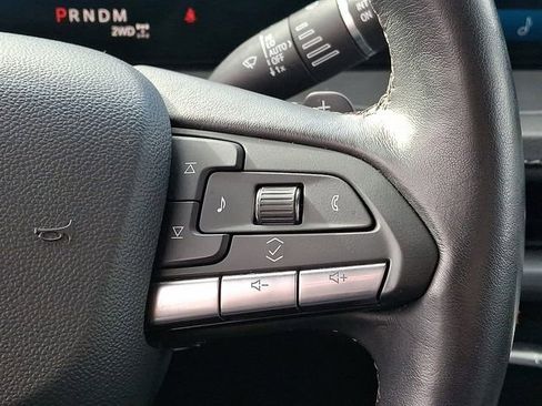 Used 2024 Cadillac XT4 Premium Luxury image 25