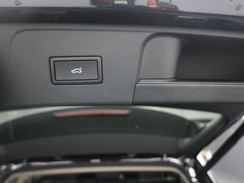 New 2025 Volkswagen Atlas SEL Premium R-Line image 27