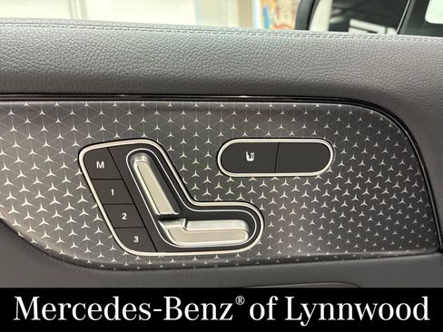 Used 2026 Mercedes-Benz GLA 250 4MATIC image 17