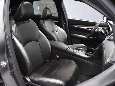Used 2022 INFINITI QX50 Luxe w/ Appearance Package AWD/4WD image 14
