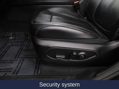 Used 2023 Jeep Grand Cherokee 4WD 4xe w/ Luxury Tech Group II image 23