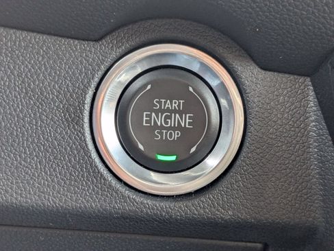 Used 2024 Chevrolet Traverse LS AWD/4WD image 37